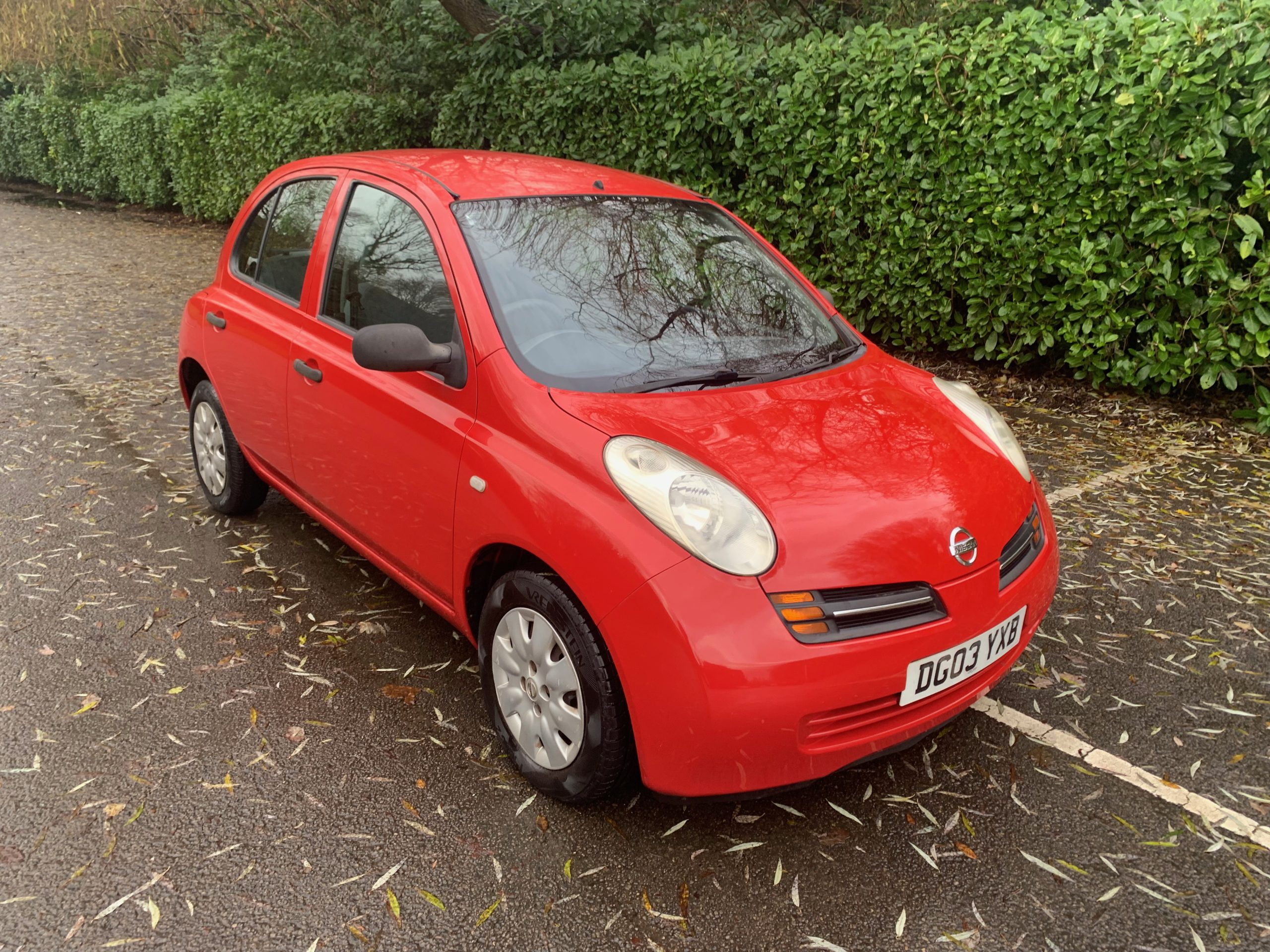 Nissan Micra 1.0 E 5dr